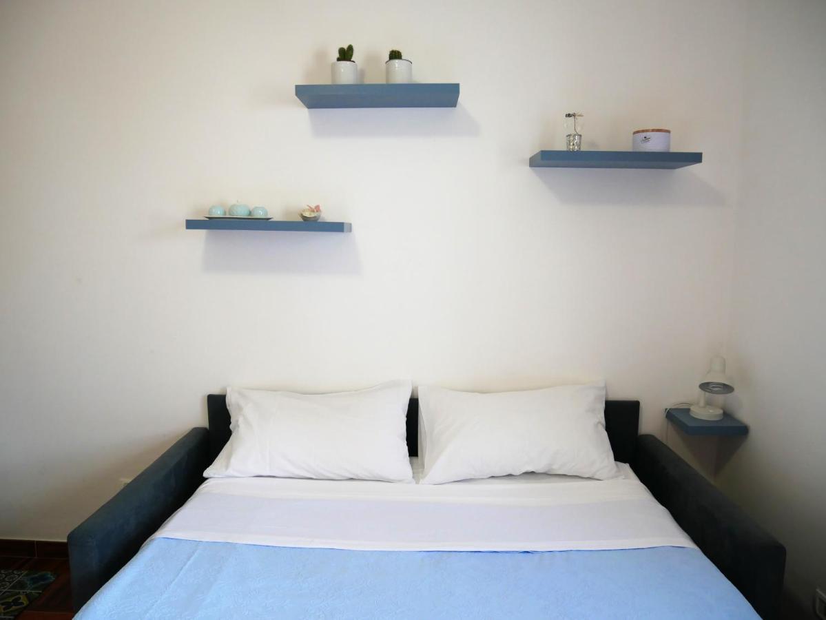 Olindo Apartment E Cristina Apartments Вико Екуензе Екстериор снимка