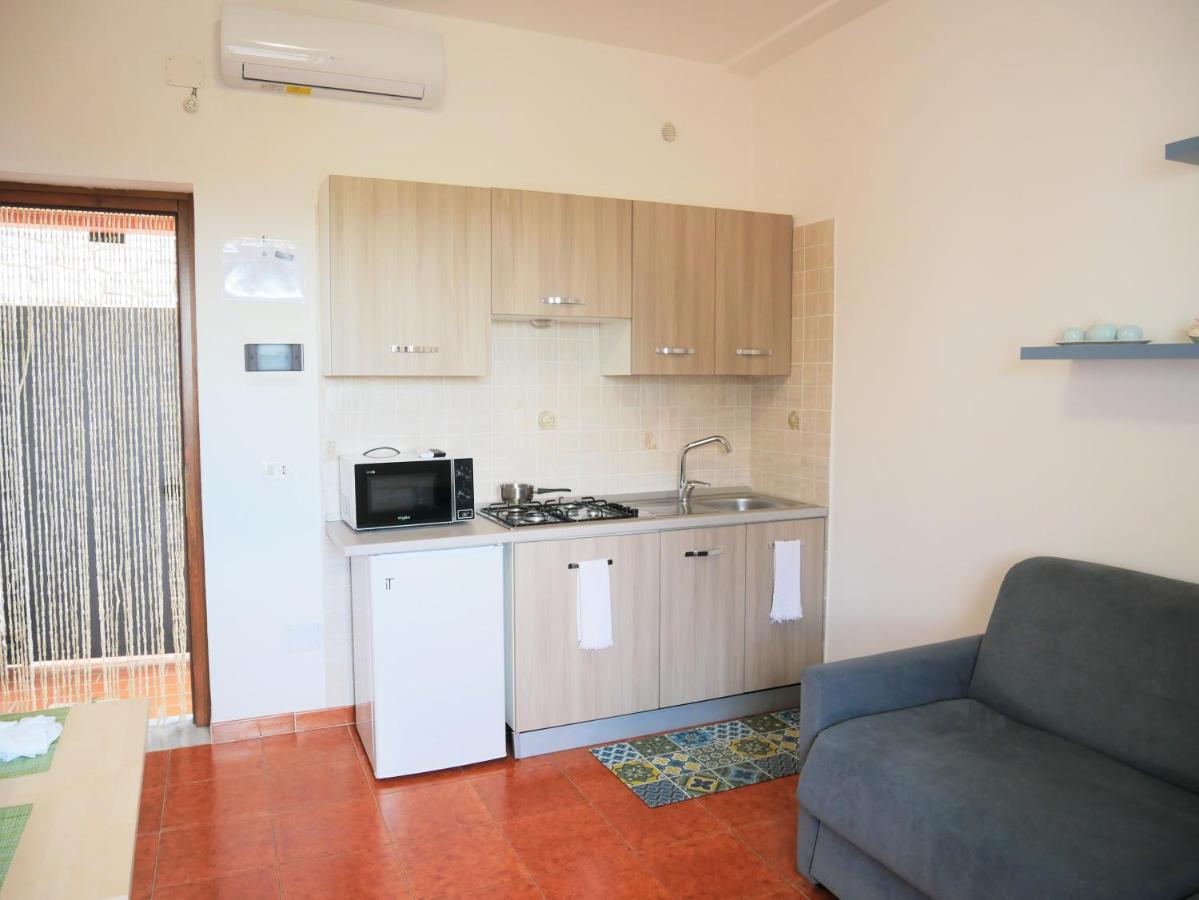 Olindo Apartment E Cristina Apartments Вико Екуензе Екстериор снимка